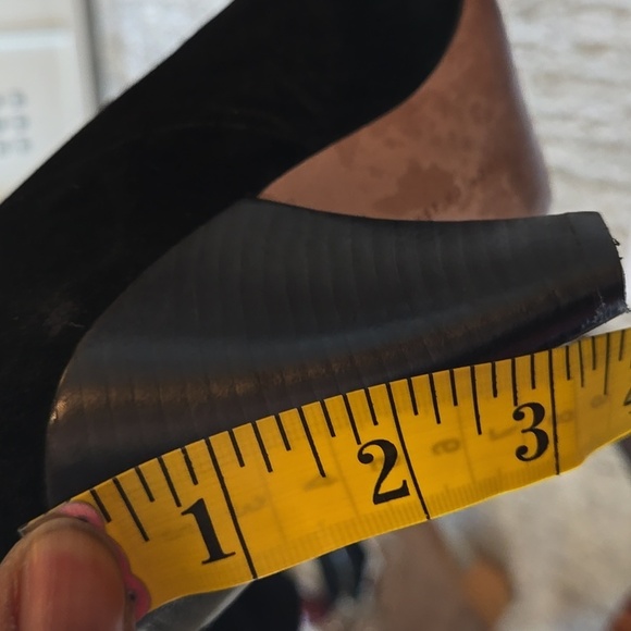 Veronica beard blondie black slip on slouchie heeled boots Size 8.5 - Picture 8 of 10